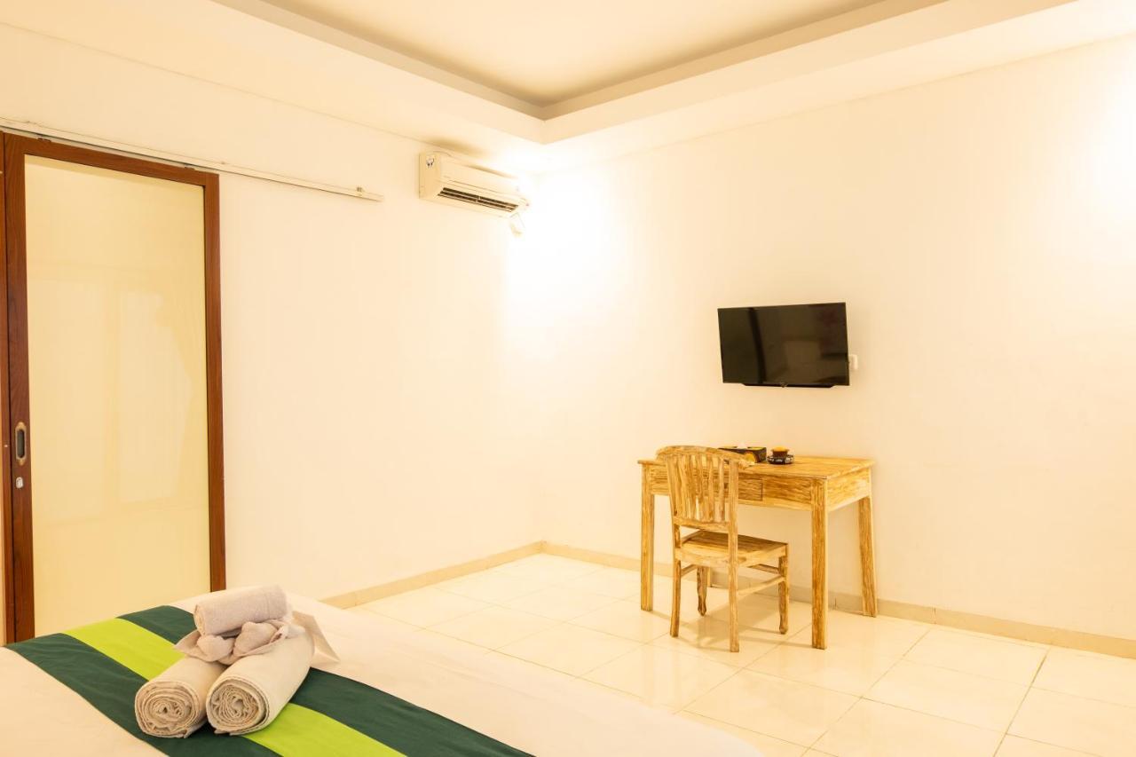 Liong Guest House Canggu Esterno foto