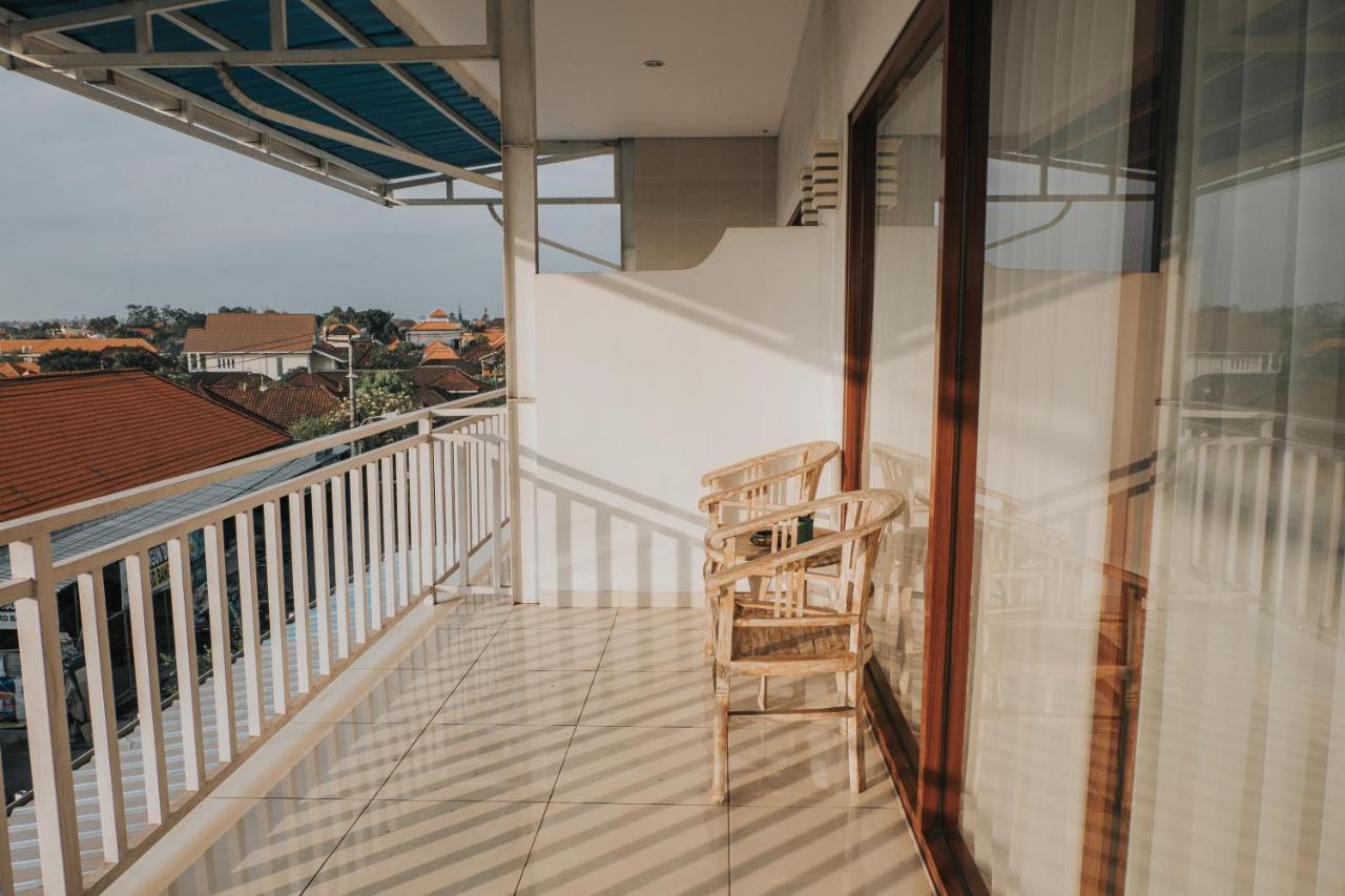 Liong Guest House Canggu Esterno foto
