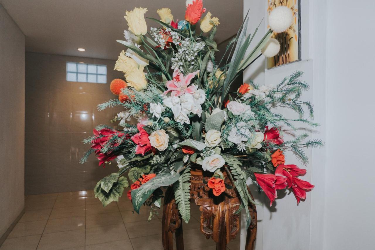 Liong Guest House Canggu Esterno foto